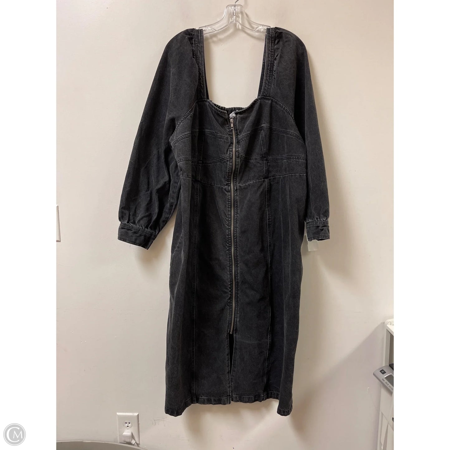 Dress Casual Midi By Future Collective In Black, Size: 2x