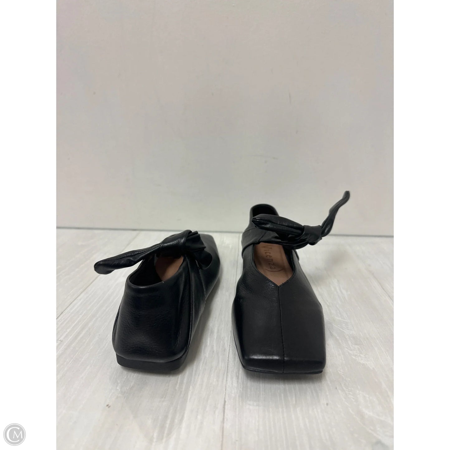 Shoes Flats By Cma In Black, Size: 8