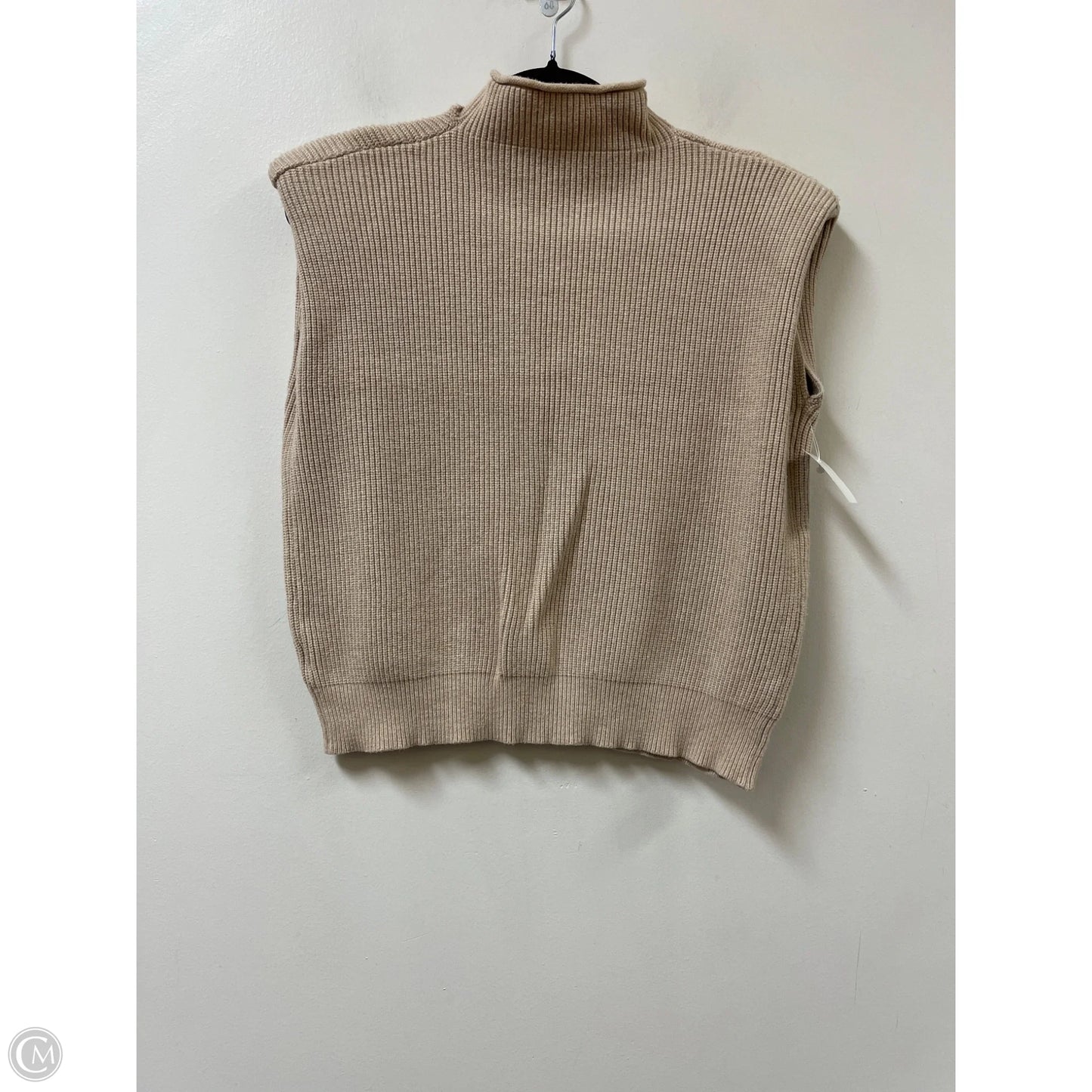 Sweater Short Sleeve By Clothes Mentor In Tan, Size: M