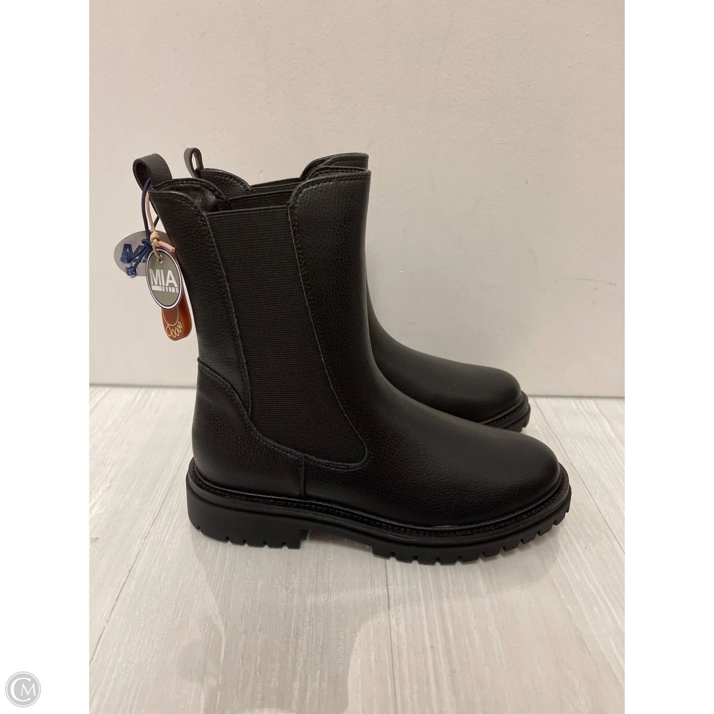 Boots Mid-calf Flats By Mia In Black, Size: 8.5