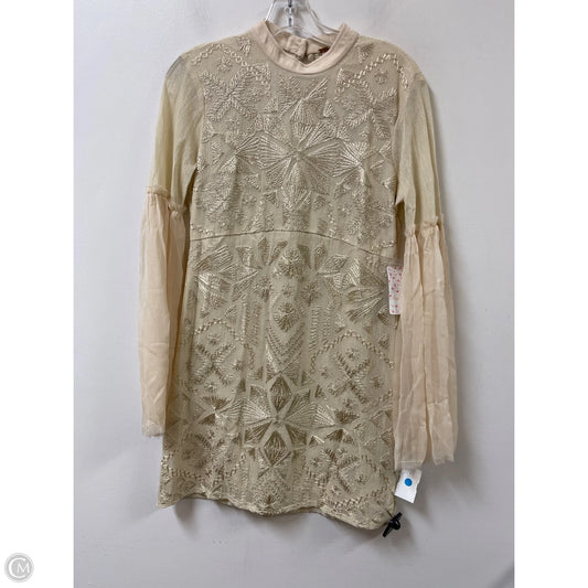 Dress Party Short By Free People In Cream, Size: S