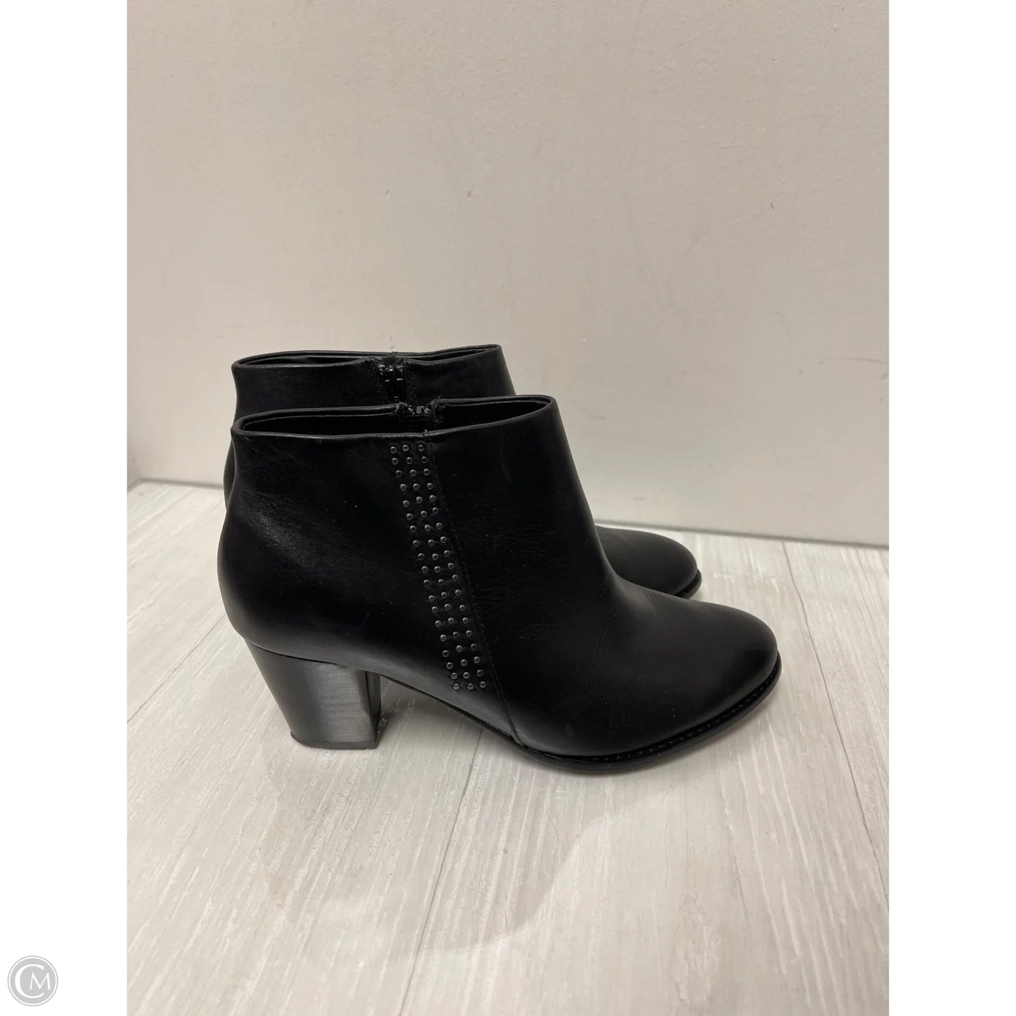 Boots Ankle Heels By Vionic In Black, Size: 10