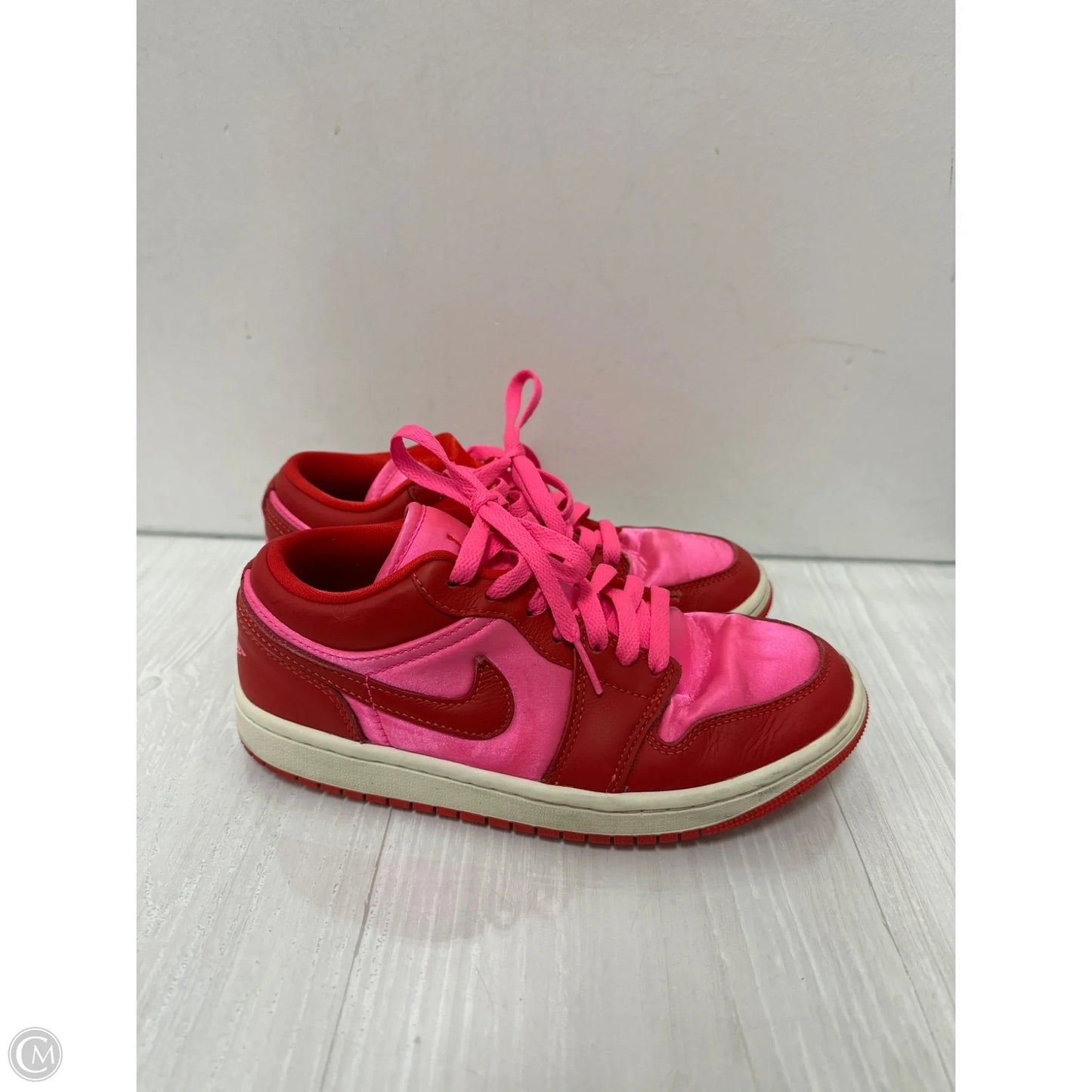 Shoes Sneakers By Nike In Pink & Red, Size: 6.5