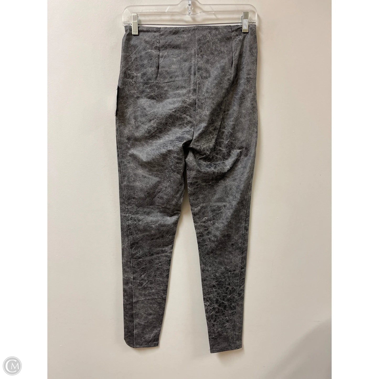 Pants Leggings By Lysse In Grey, Size: M
