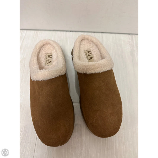 Shoes Flats By Mia In Brown, Size: 9
