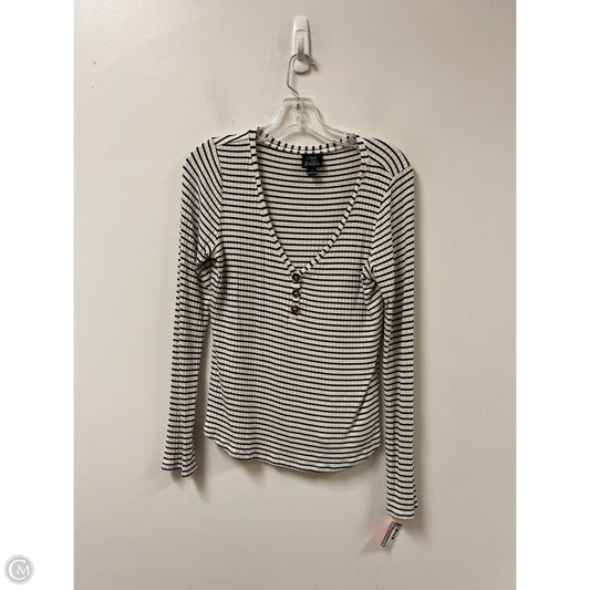 Top Long Sleeve By Oakley In White, Size: L