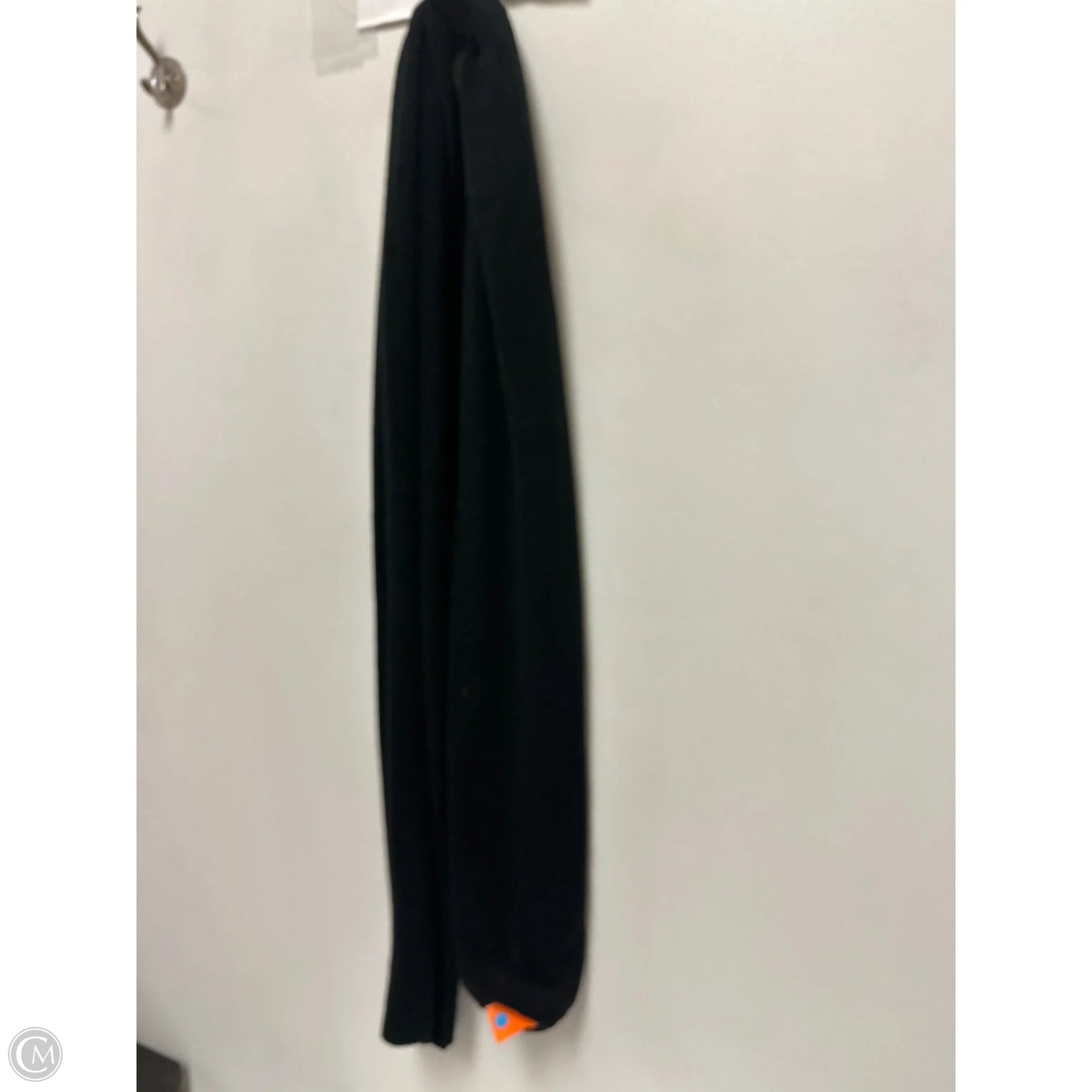 Scarf Winter By Clothes Mentor In Black