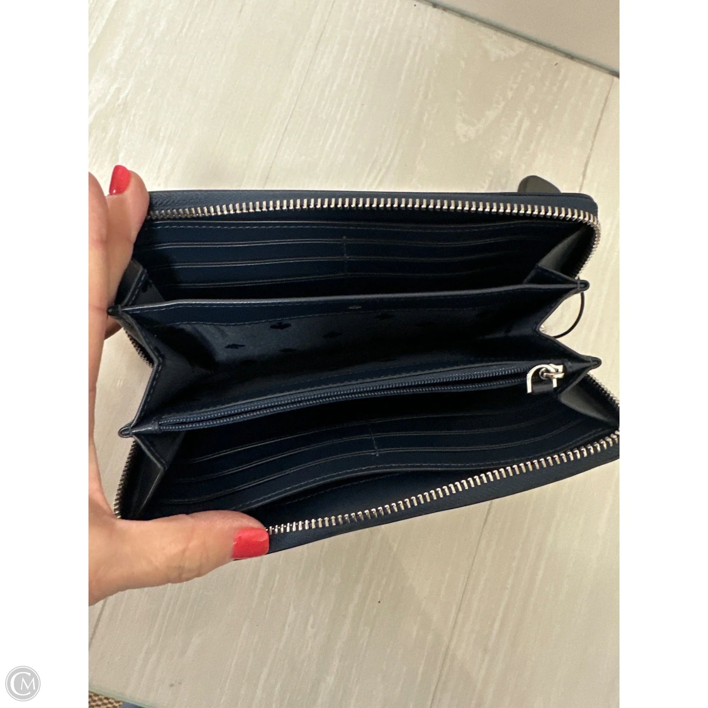 Wristlet Designer By Kate Spade, Size: Medium