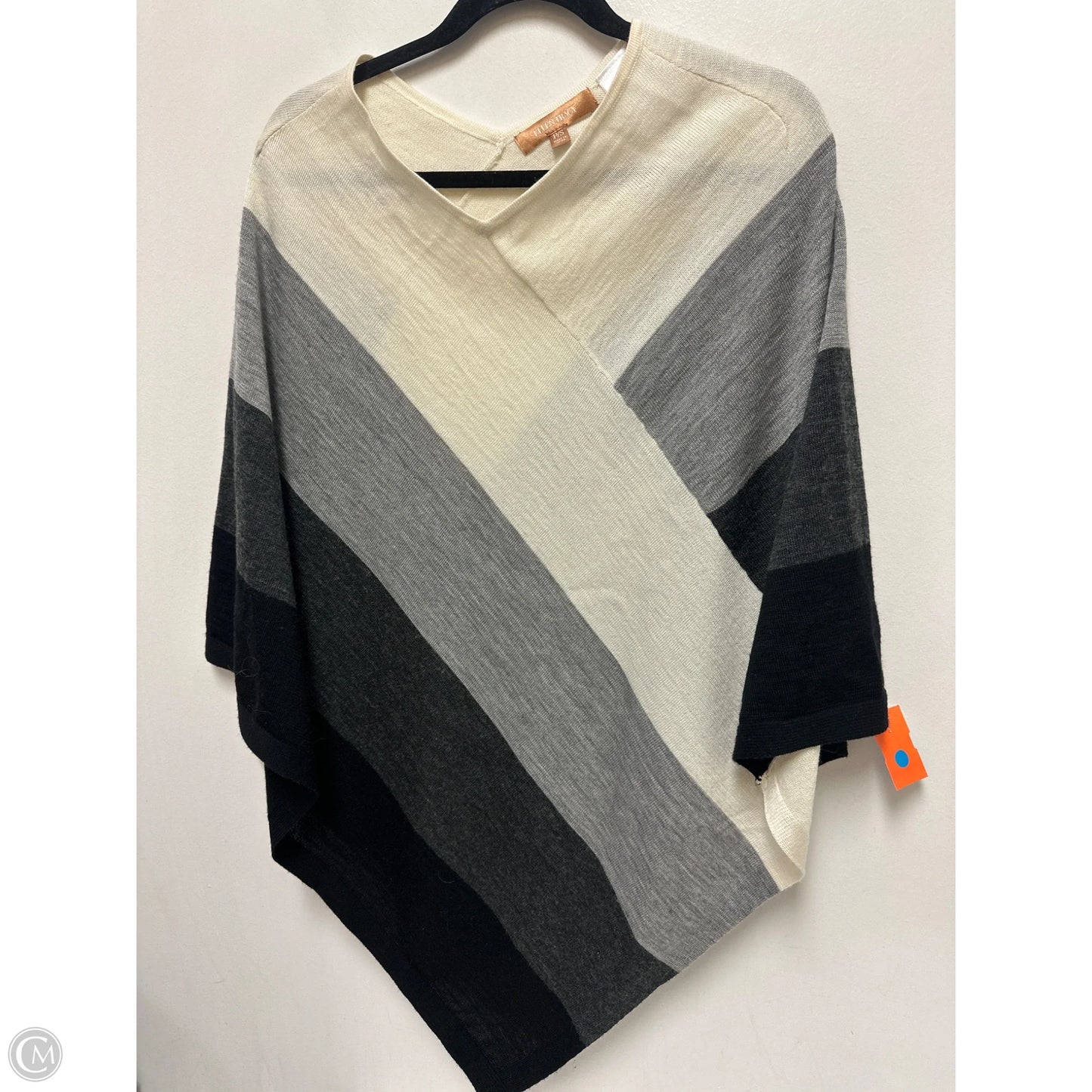 Shawl By Ellen Tracy In Cream, Size: S