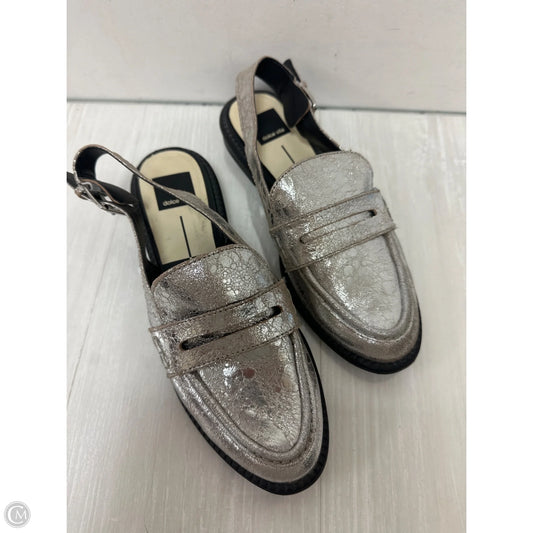 Shoes Flats By Dolce Vita In Silver, Size: 8