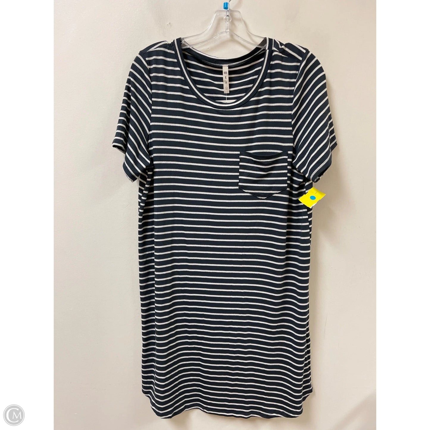 Dress Casual Short By Mts In Grey, Size: L