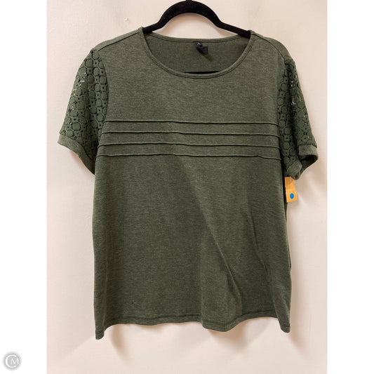 Top Short Sleeve By Clothes Mentor In Green, Size: L