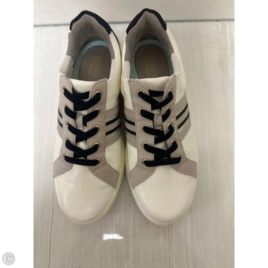 Shoes Sneakers By Bzees In Cream, Size: 9