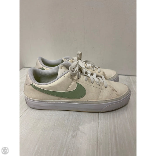 Shoes Sneakers By Nike In Green, Size: 9