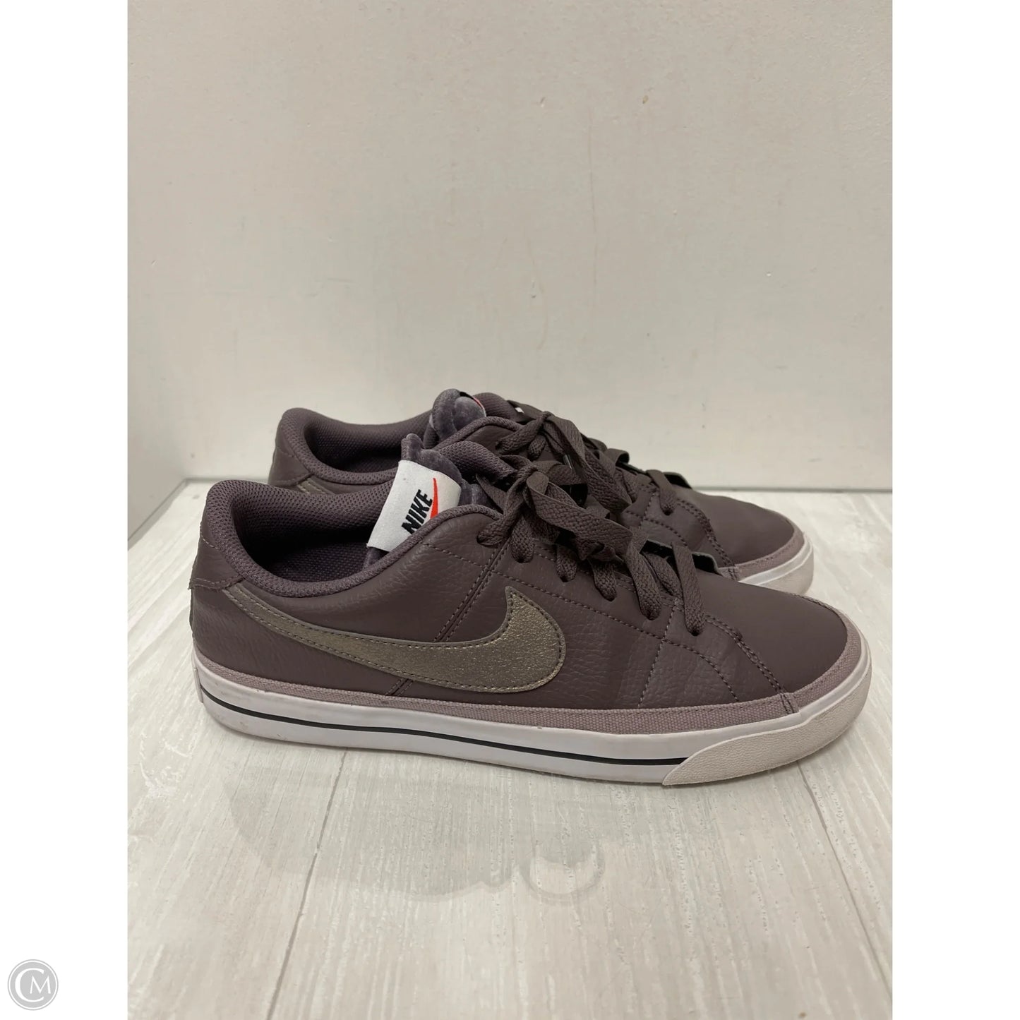 Shoes Sneakers By Nike In Purple, Size: 9
