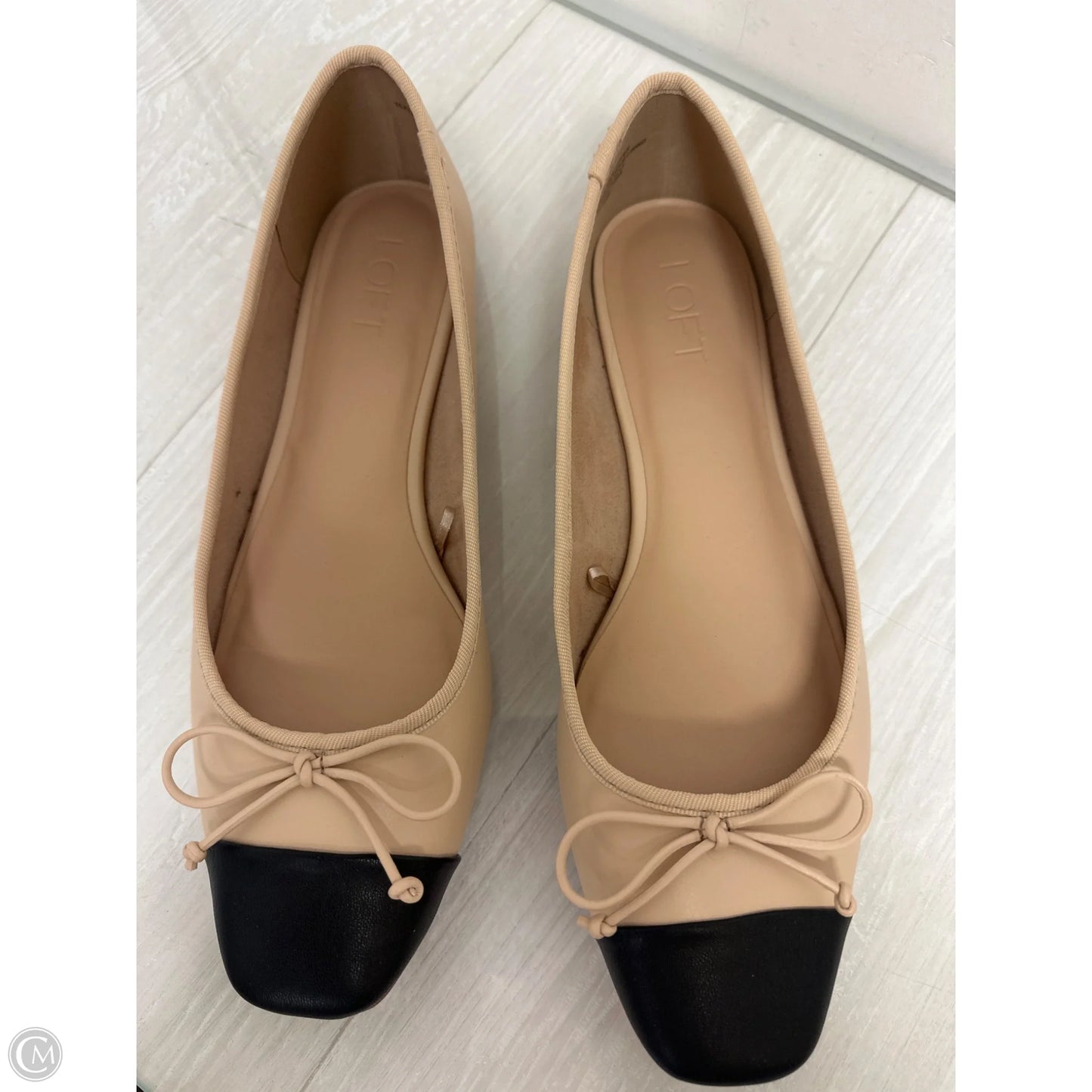 Shoes Flats By Loft In Cream, Size: 9.5