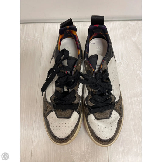 Shoes Sneakers By Steve Madden In Gold & White, Size: 7.5
