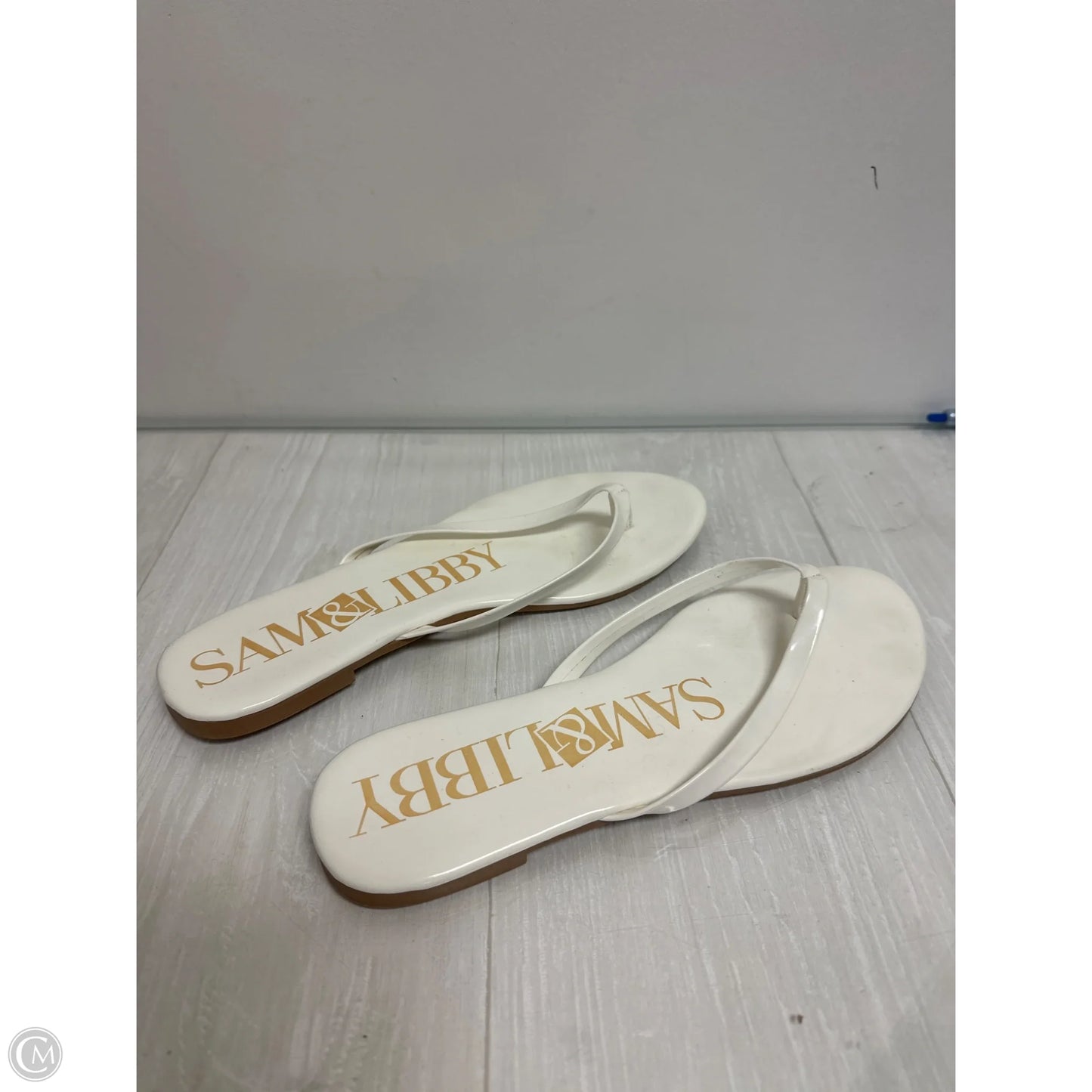 Sandals Flip Flops By Sam And Libby In White, Size: 10