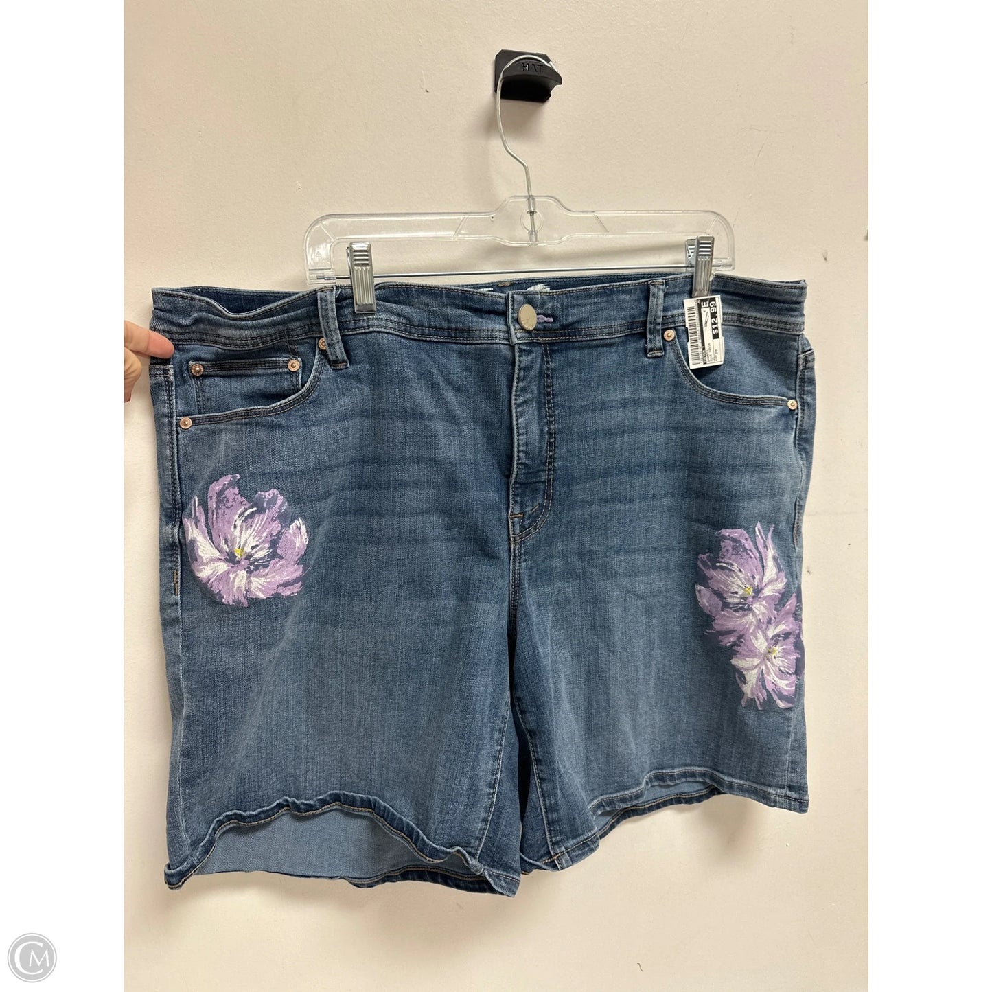 Shorts By Seven 7 In Blue Denim, Size: 20
