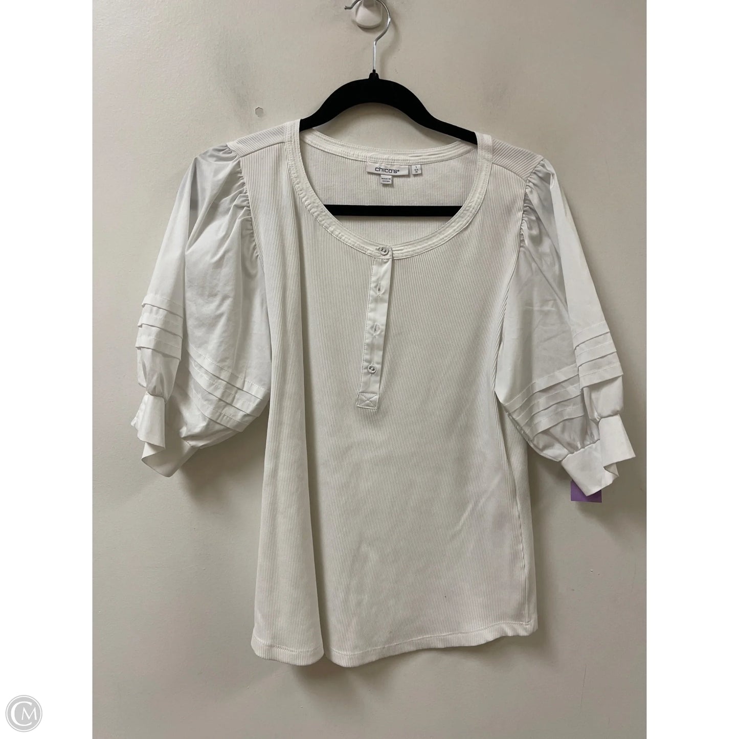 Top Short Sleeve By Chicos In White, Size: M