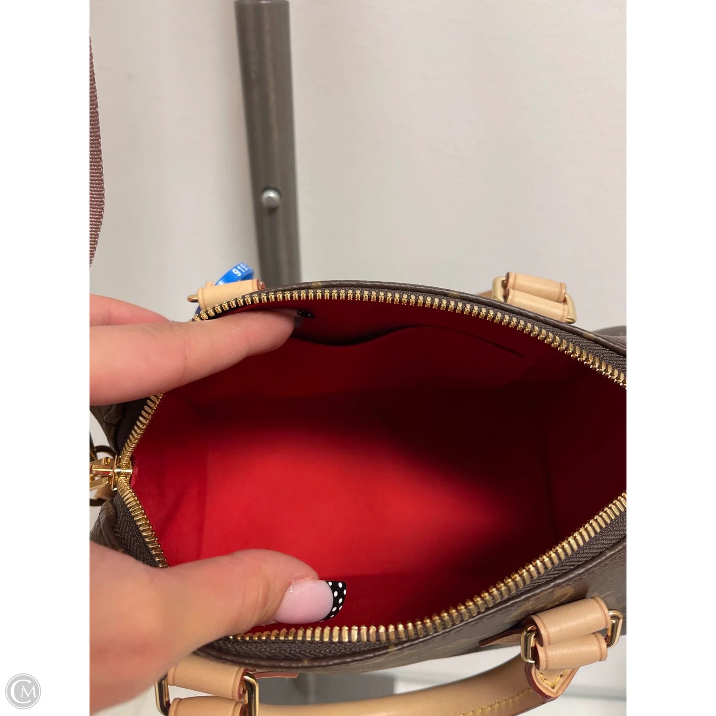 Handbag Luxury Designer By Louis Vuitton, Size: Small