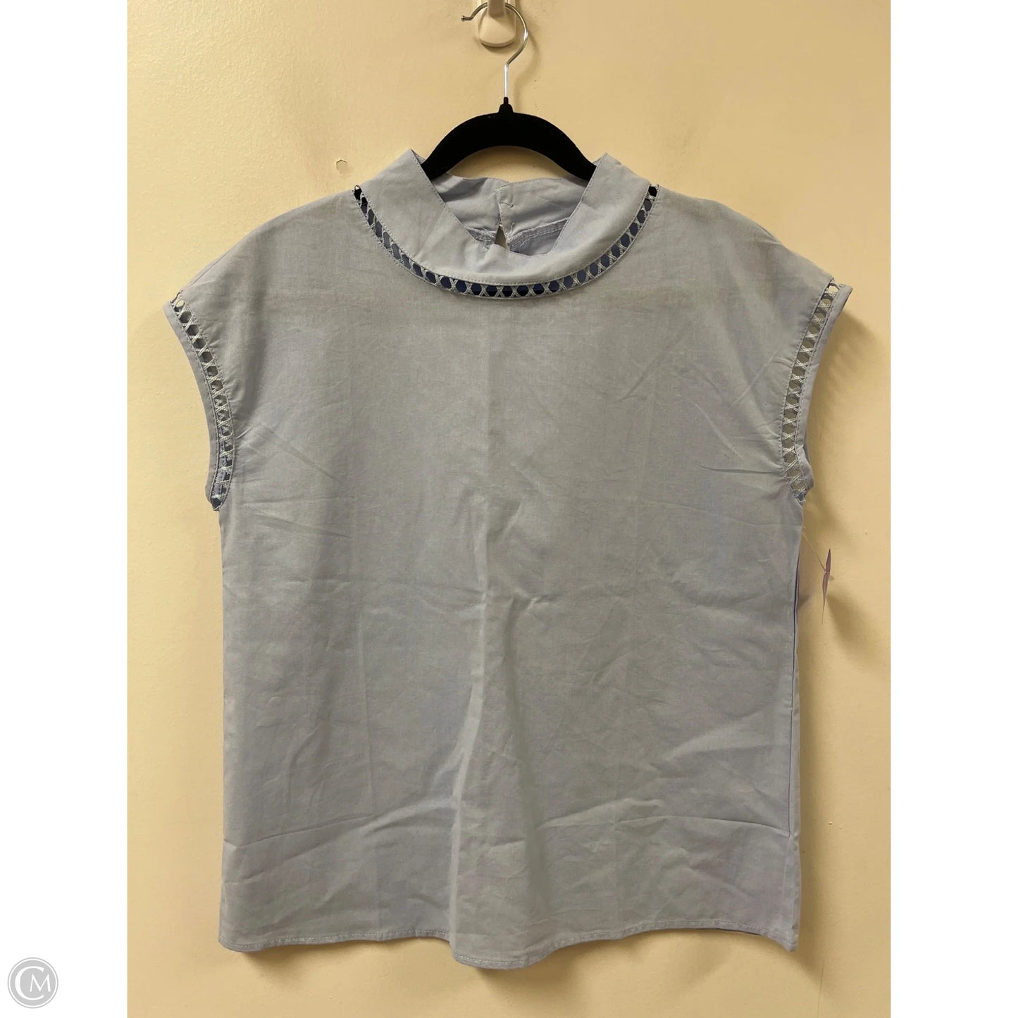 Top Short Sleeve By Clothes Mentor In Blue, Size: M