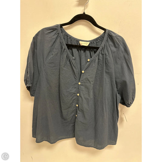 Top Short Sleeve By Universal Thread In Blue, Size: L