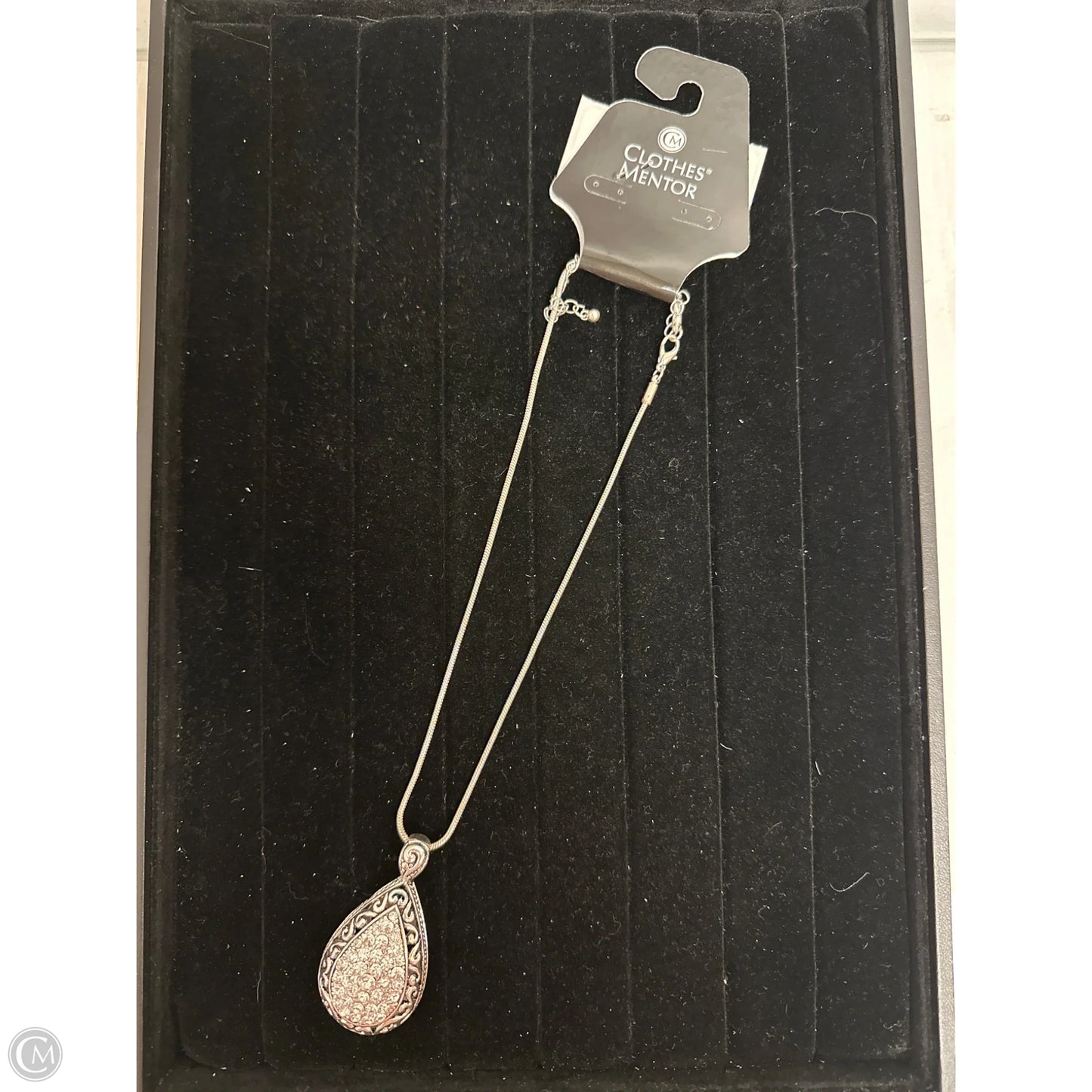 Necklace Pendant By Clothes Mentor