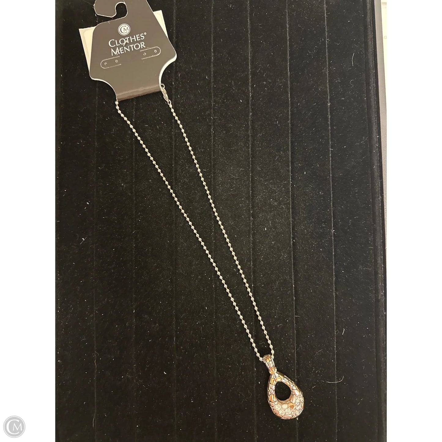 Necklace Pendant By Clothes Mentor