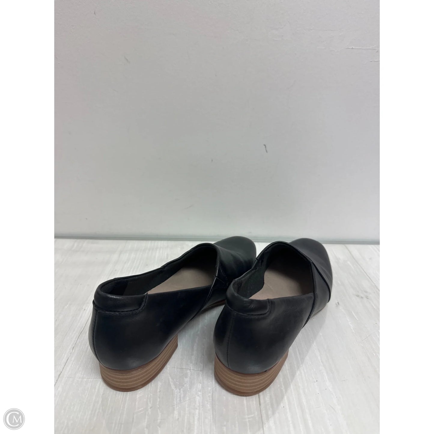 Shoes Flats By Clarks In Black, Size: 7