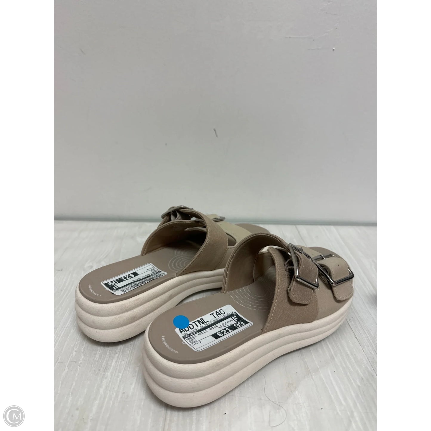 Shoes Heels Wedge By Clarks In Grey, Size: 7