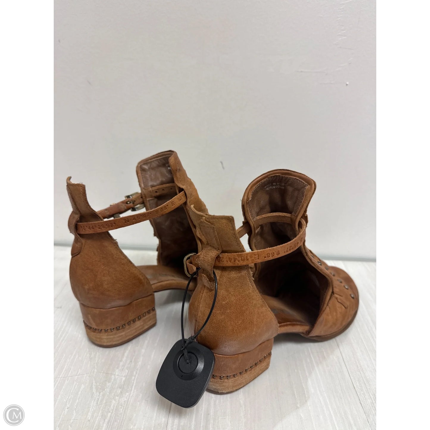 Sandals Heels Block By Cma In Bronze, Size: 10.5