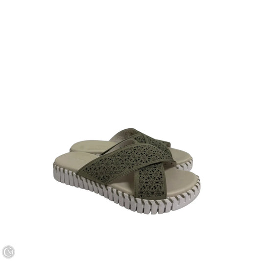 Sandals Flats By Cmc In Green, Size: 6.5