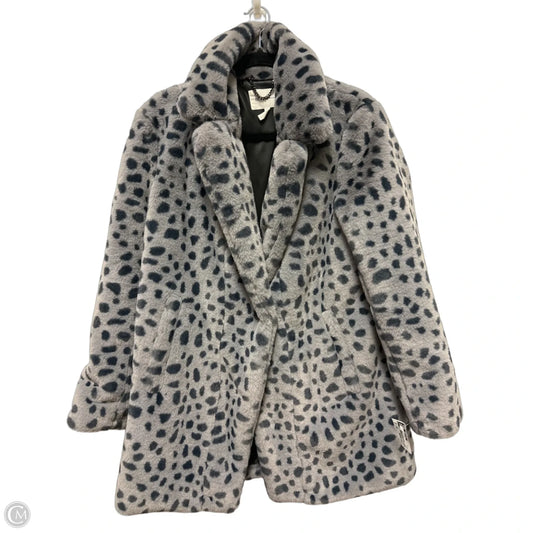 Coat Faux Fur & Sherpa By Bcbgeneration In Grey, Size: M