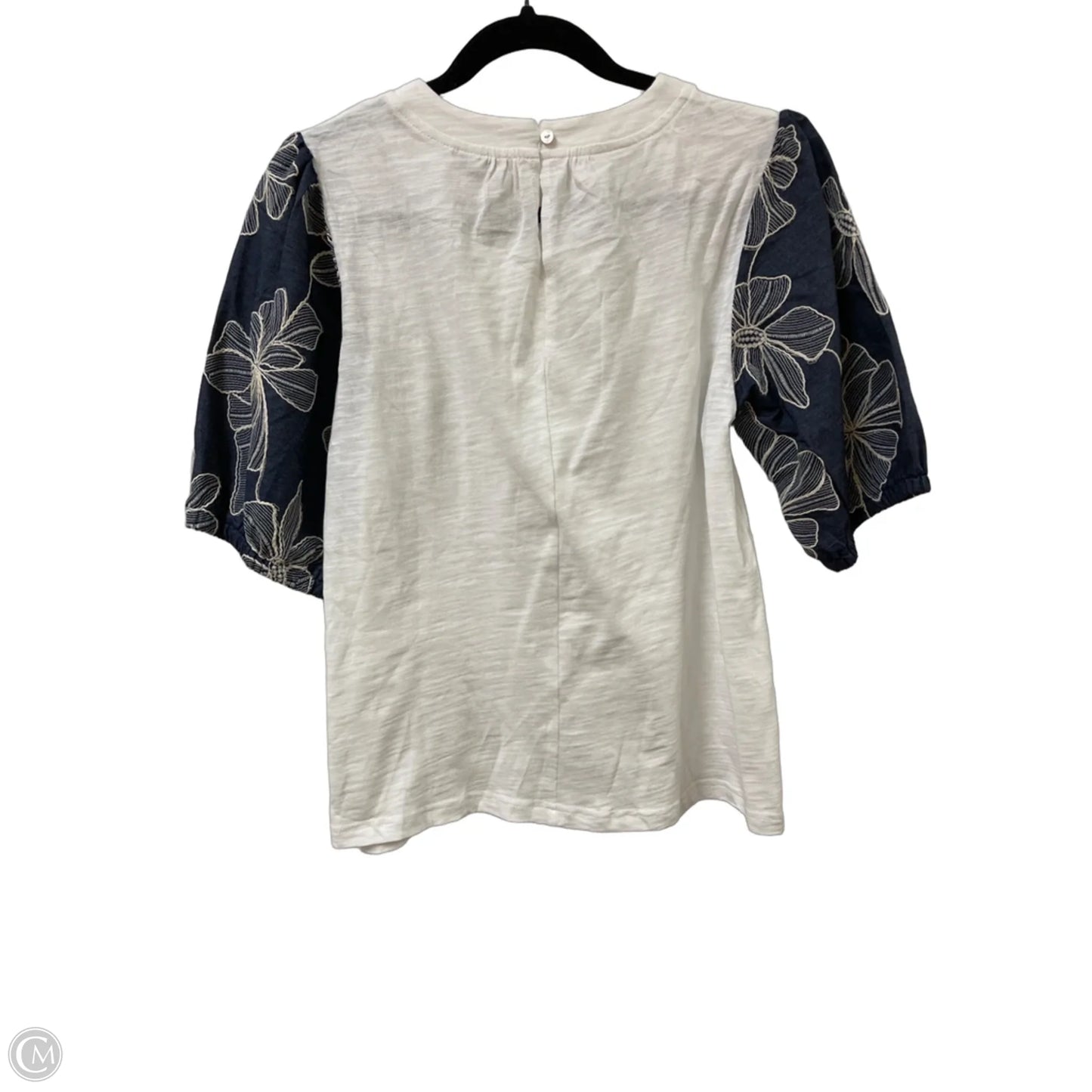 Top Short Sleeve By Voy In White, Size: S