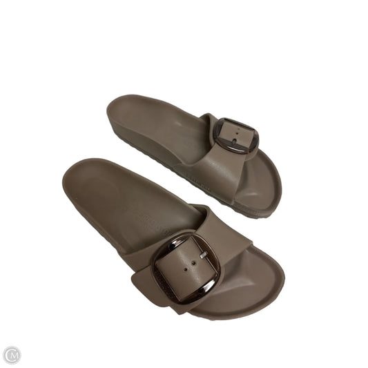 Sandals Flats By Birkenstock In Grey, Size: 10.5