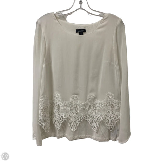 Top Long Sleeve By Clothes Mentor In White, Size: M