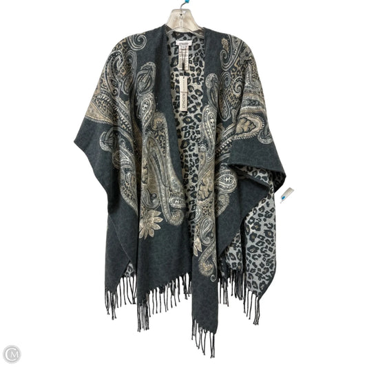 Shawl By Chicos In Grey, Size: Osfm