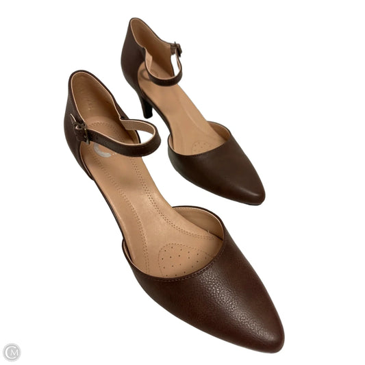 Shoes Heels Kitten By Clothes Mentor In Brown, Size: 9