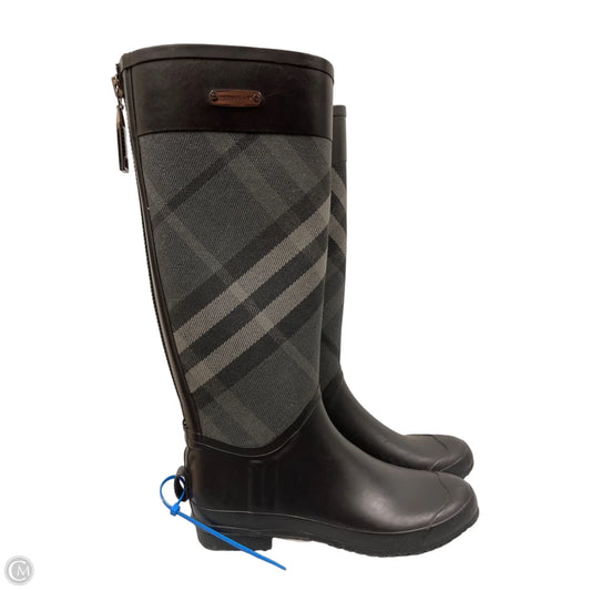 Boots Luxury Designer By Burberry In Black, Size: 9