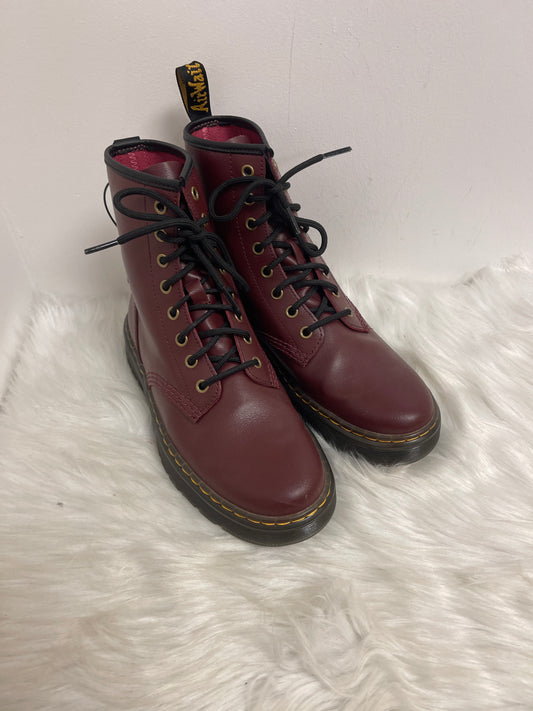 Boots Ankle Flats By Dr Martens  Size: 8