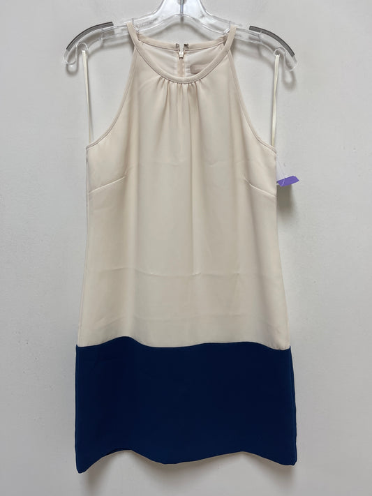 Cream Dress Casual Short Banana Republic, Size Petite   S