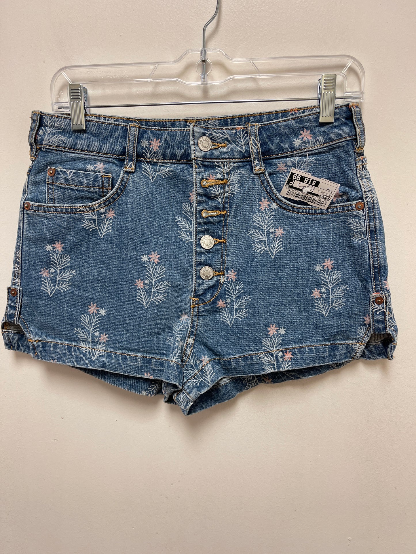 Blue Denim Shorts Pilcro, Size 6