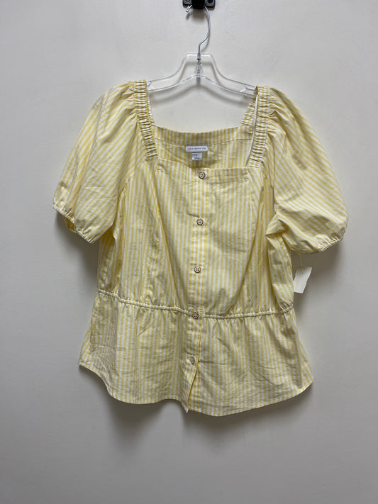 Yellow Top Short Sleeve Liz Claiborne, Size L