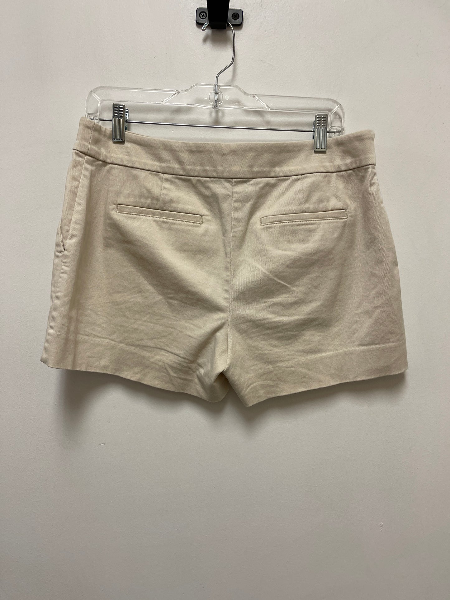 Cream Shorts Loft, Size 4