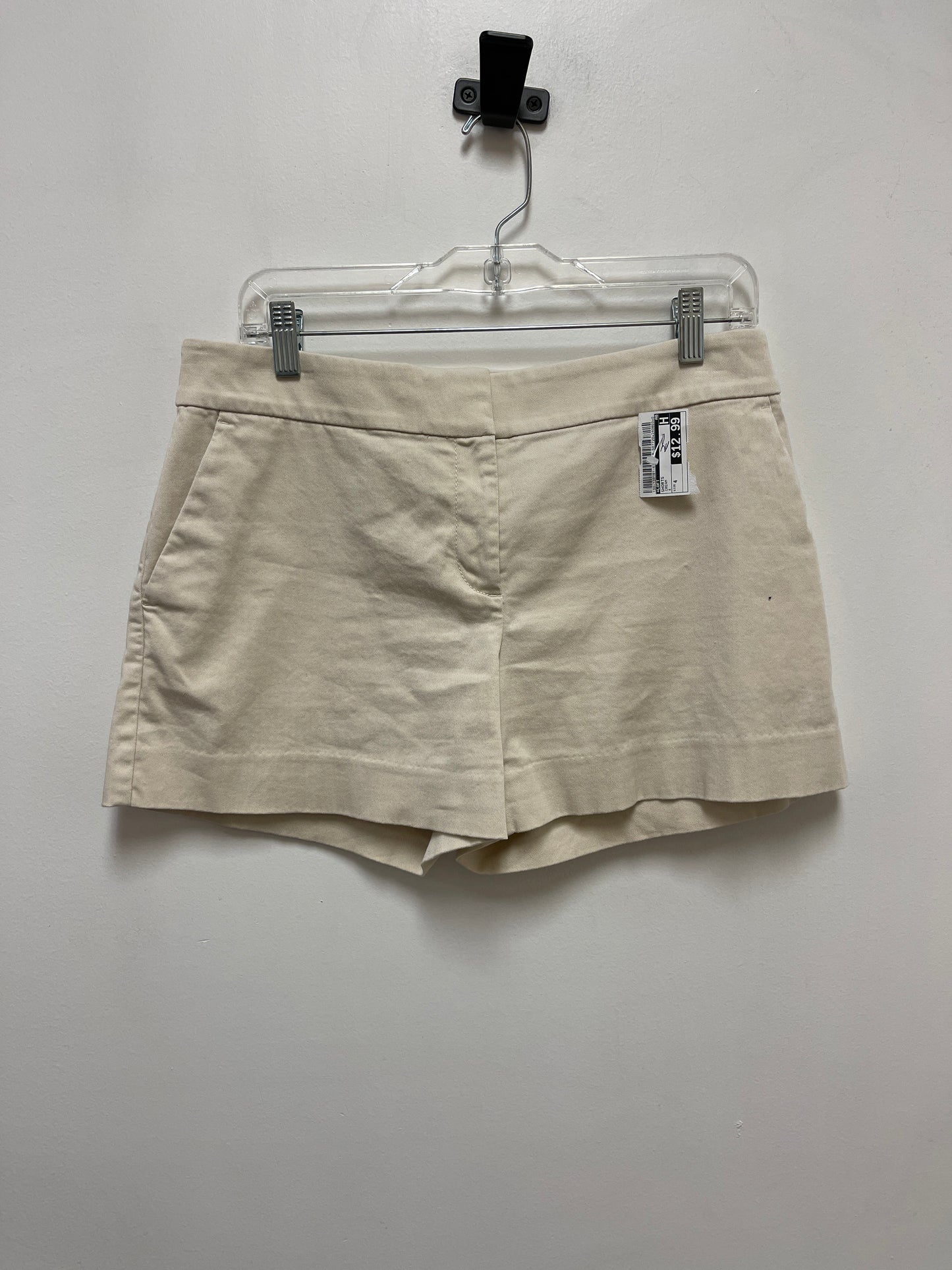 Cream Shorts Loft, Size 4