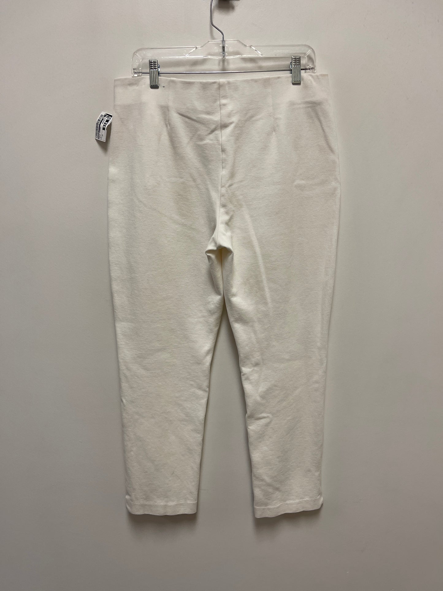 Pants Cropped By Chicos In Cream, Size: 10