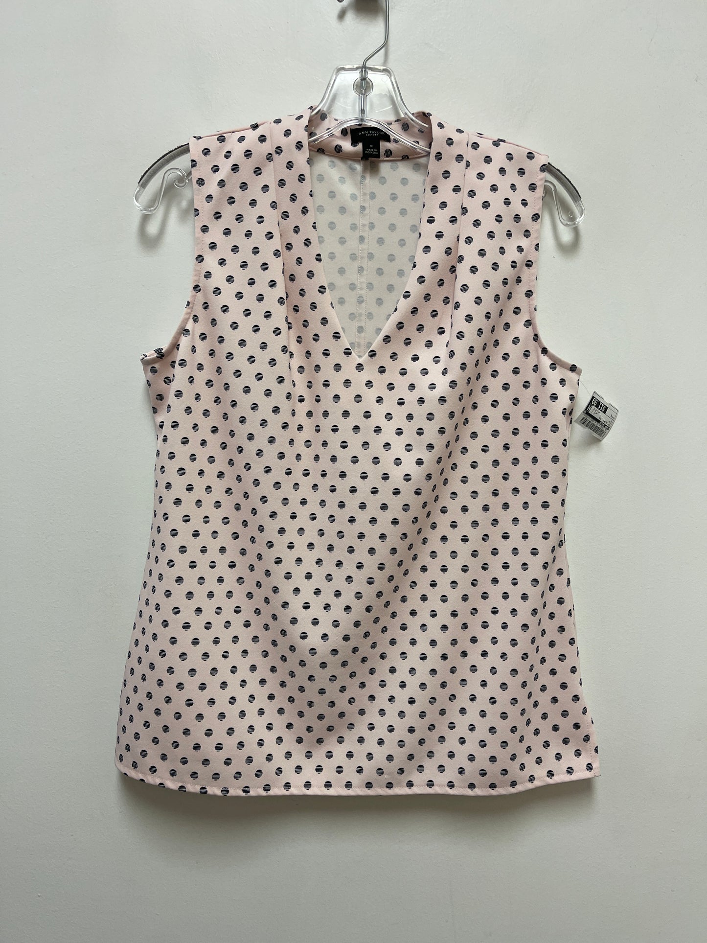 Top Sleeveless By Ann Taylor In Pink, Size: M