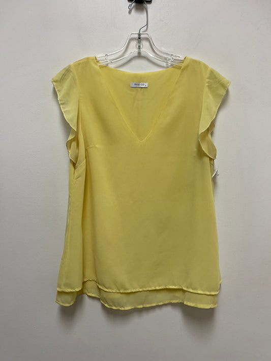 Top Sleeveless By Clothes Mentor In Yellow, Size: L