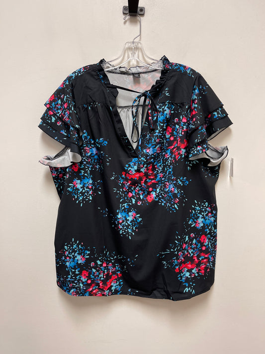 Top Short Sleeve By Shein In Black, Size: 3x